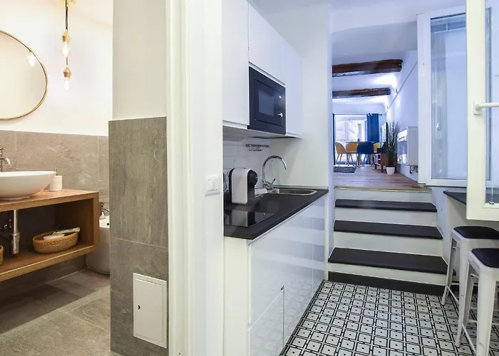 Gorgeous Apartment In Genova